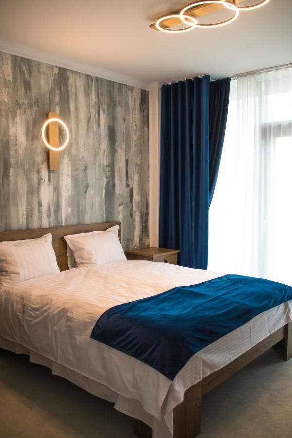 Hotel Angel Sofia Fălticeni 外观 照片