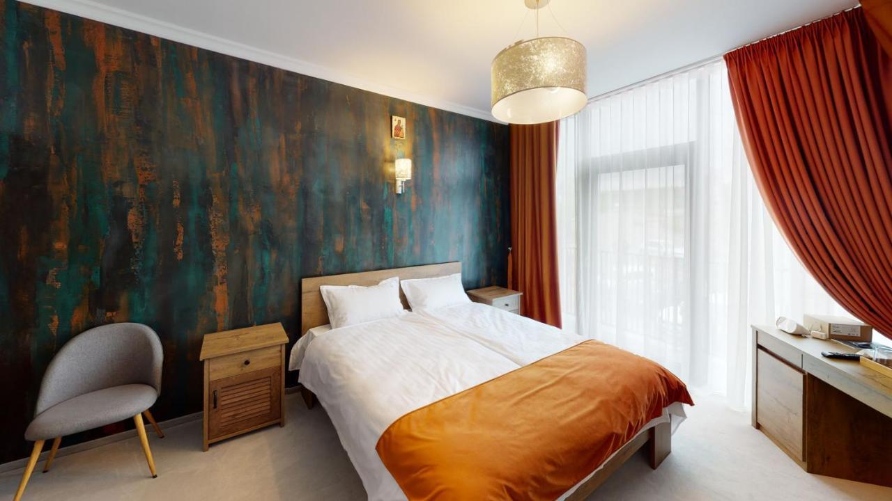 Hotel Angel Sofia Fălticeni 外观 照片